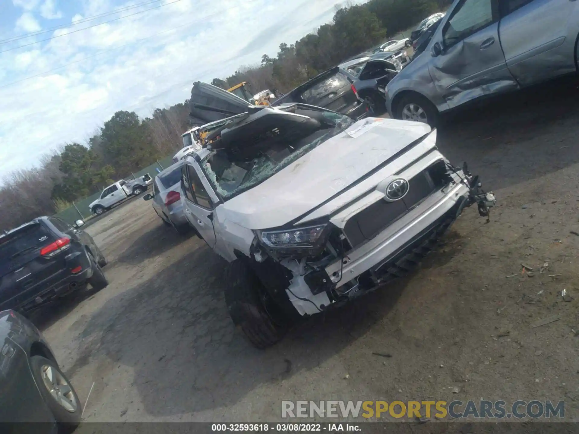 6 Photograph of a damaged car 2T3C1RFVXMW156890 TOYOTA RAV4 2021