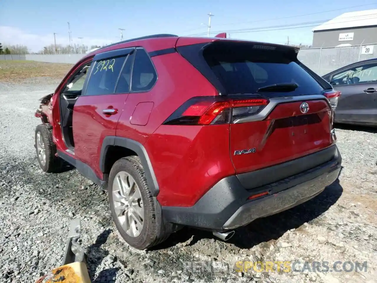 3 Photograph of a damaged car 2T3D1RFV3MW178430 TOYOTA RAV4 2021