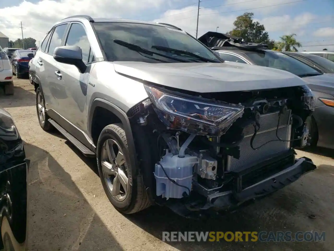 1 Photograph of a damaged car 2T3D6RFV0MW014537 TOYOTA RAV4 2021