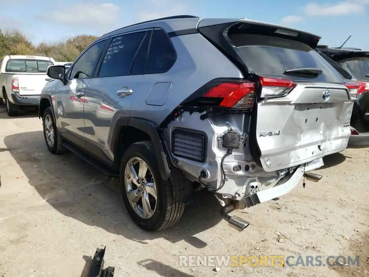 3 Photograph of a damaged car 2T3D6RFV0MW014537 TOYOTA RAV4 2021