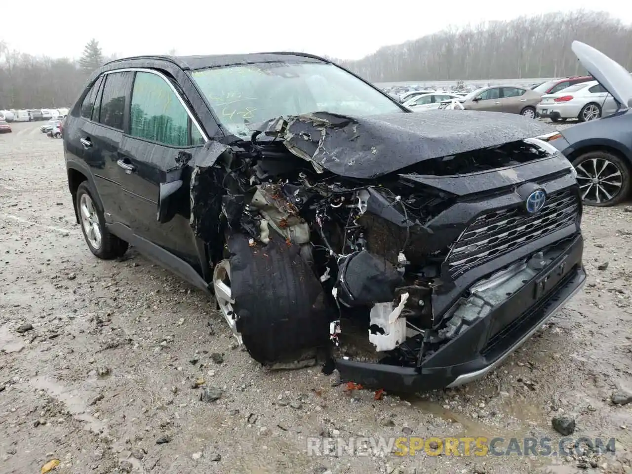 1 Photograph of a damaged car 2T3D6RFV2MW021523 TOYOTA RAV4 2021