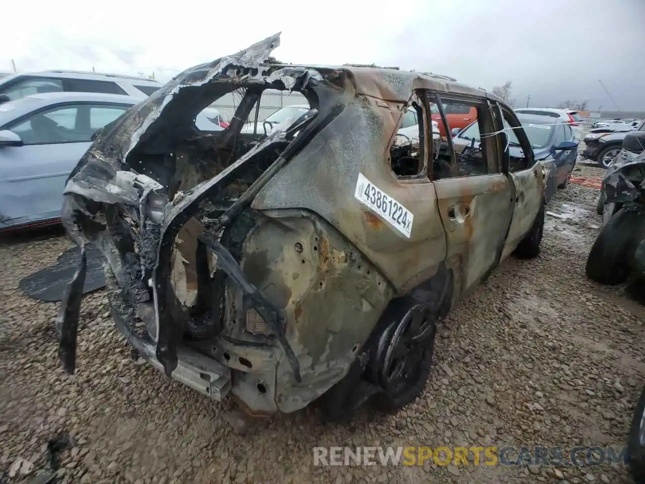 3 Фотография поврежденного автомобиля 2T3D6RFV4MW023516 TOYOTA RAV4 2021