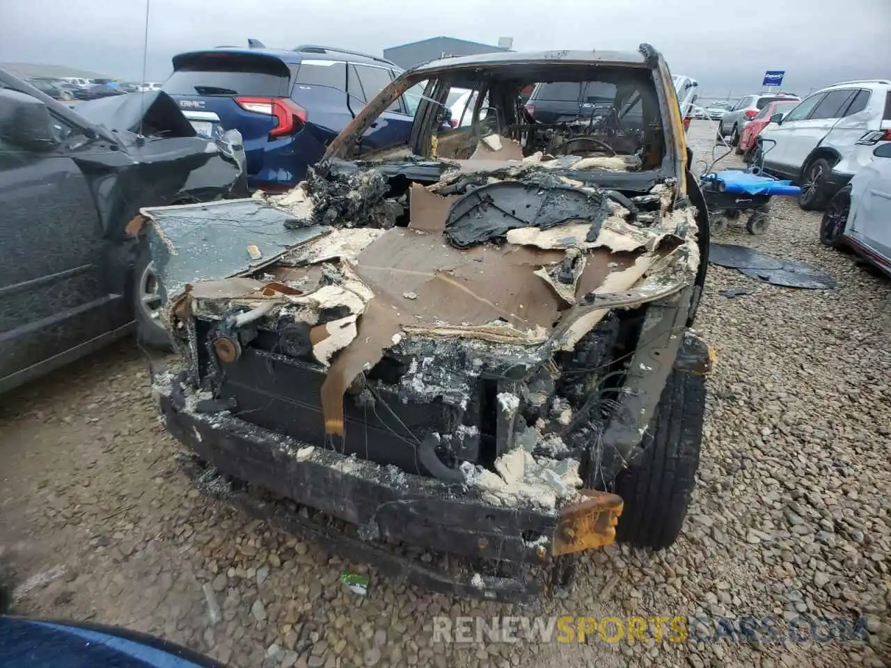 5 Photograph of a damaged car 2T3D6RFV4MW023516 TOYOTA RAV4 2021