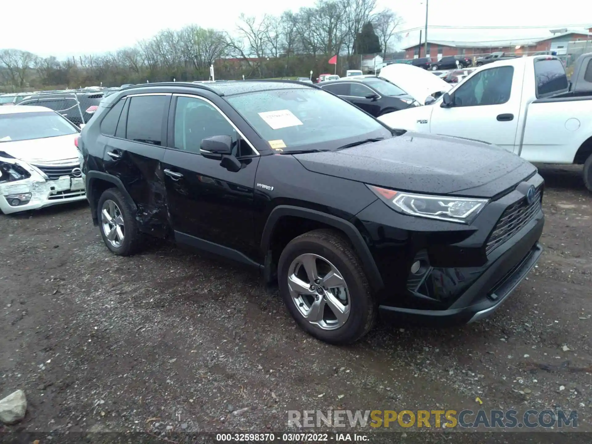 1 Photograph of a damaged car 2T3D6RFV6MW022044 TOYOTA RAV4 2021