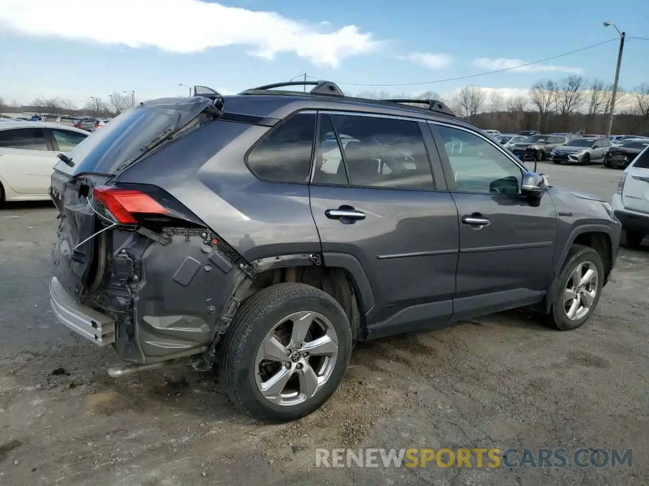 3 Photograph of a damaged car 2T3D6RFV7MW016804 TOYOTA RAV4 2021