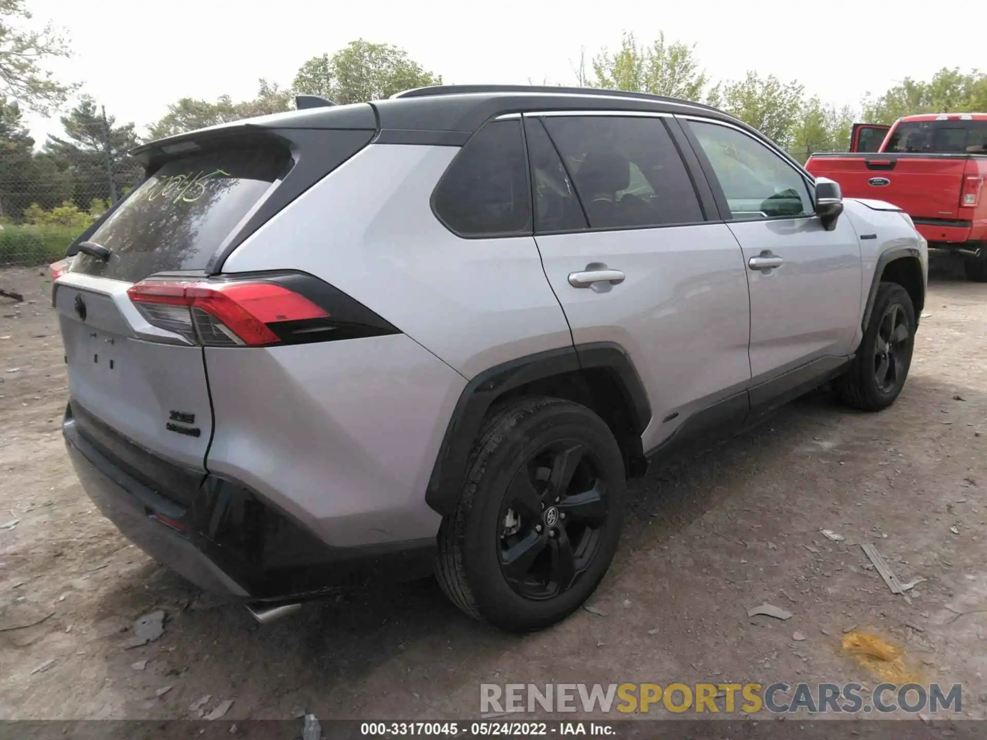 4 Photograph of a damaged car 2T3E6RFV0MW005454 TOYOTA RAV4 2021