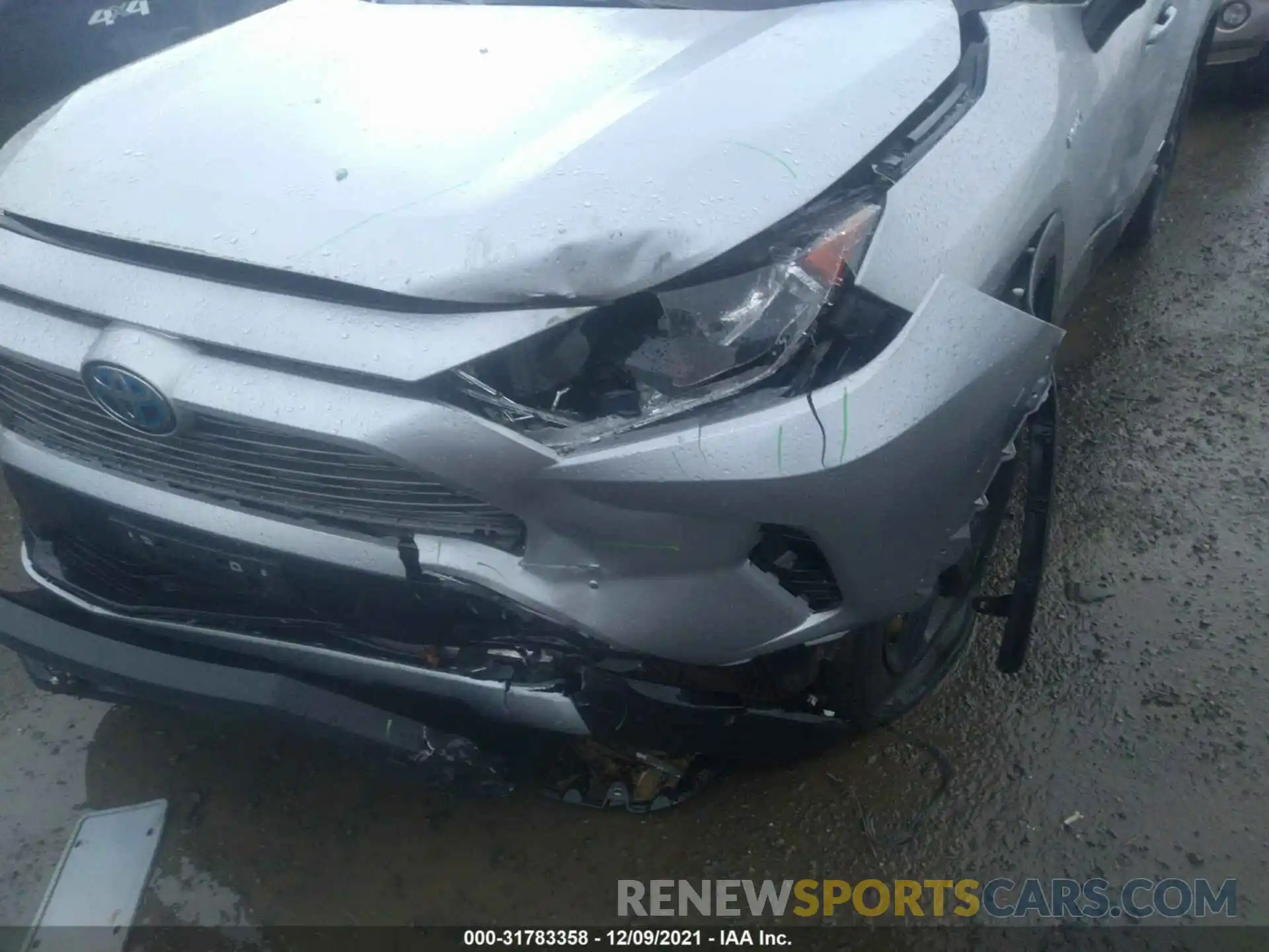 6 Photograph of a damaged car 2T3E6RFV0MW017121 TOYOTA RAV4 2021