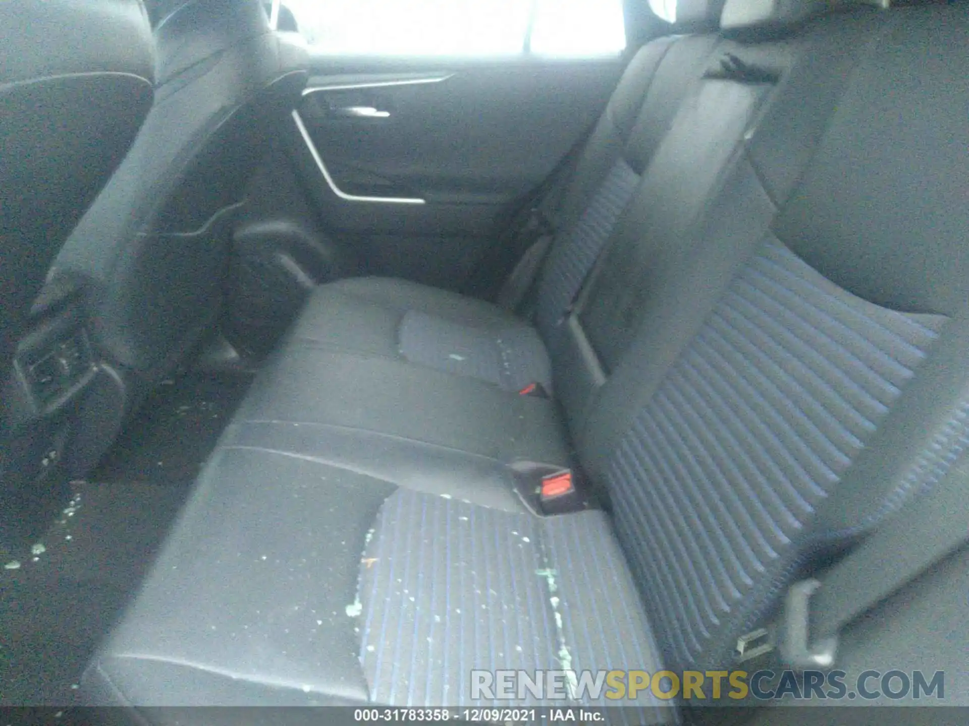 8 Фотография поврежденного автомобиля 2T3E6RFV0MW017121 TOYOTA RAV4 2021