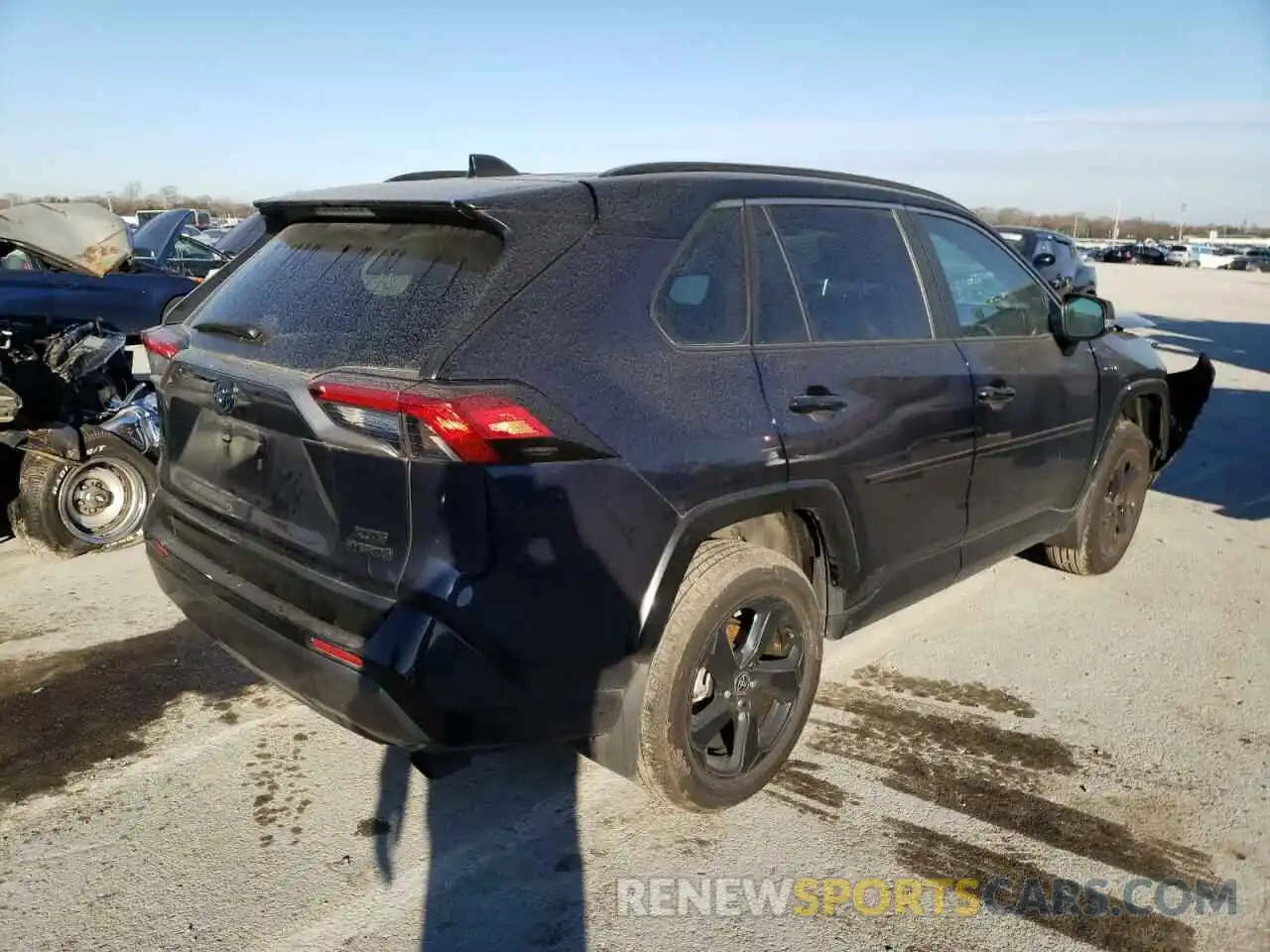 4 Фотография поврежденного автомобиля 2T3E6RFV0MW024621 TOYOTA RAV4 2021