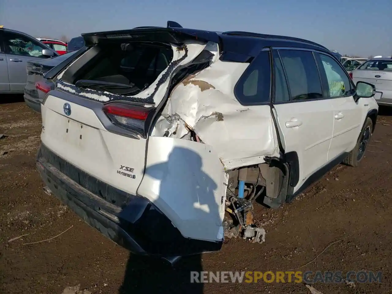 4 Photograph of a damaged car 2T3E6RFV1MW006497 TOYOTA RAV4 2021