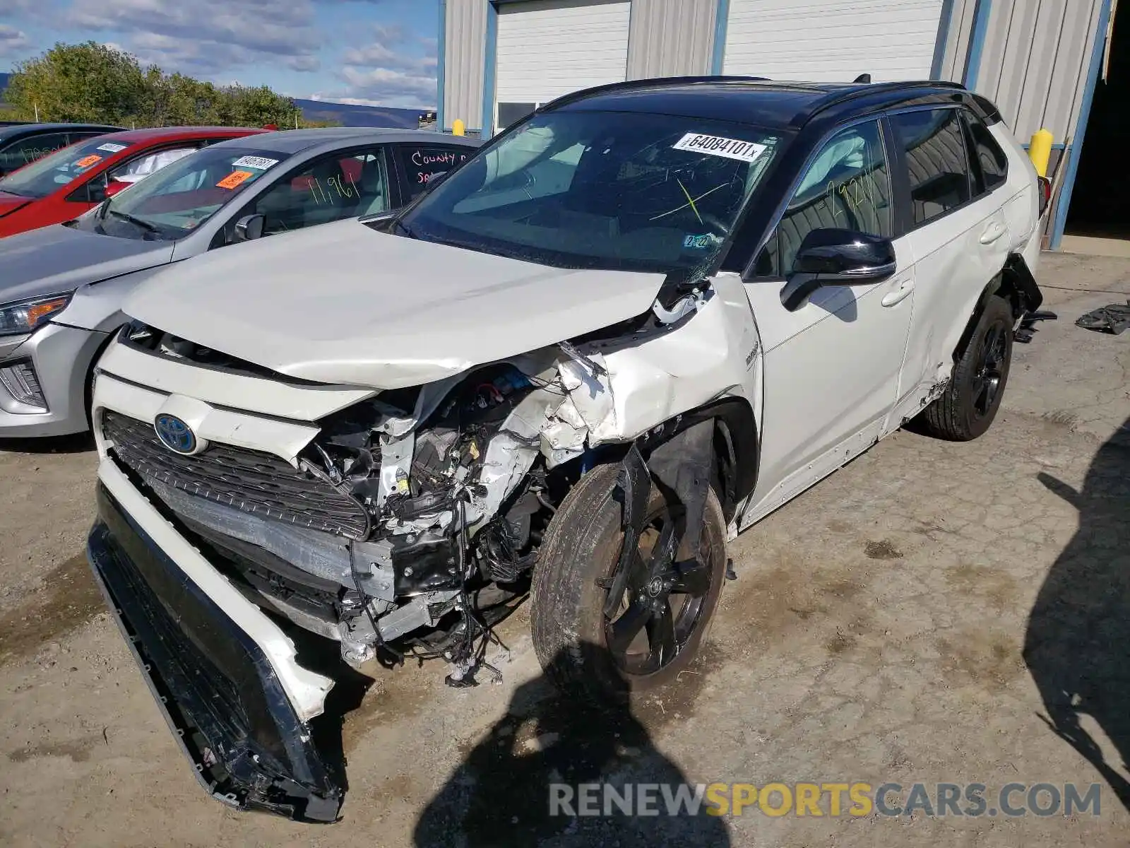 2 Фотография поврежденного автомобиля 2T3E6RFV1MW007441 TOYOTA RAV4 2021