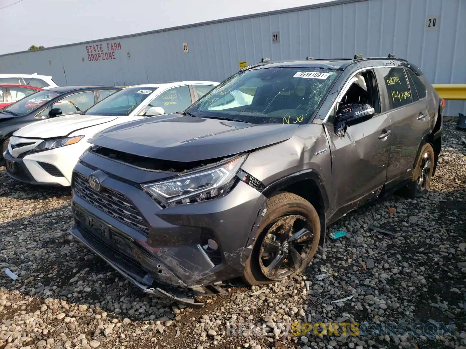 2 Photograph of a damaged car 2T3E6RFV1MW008301 TOYOTA RAV4 2021