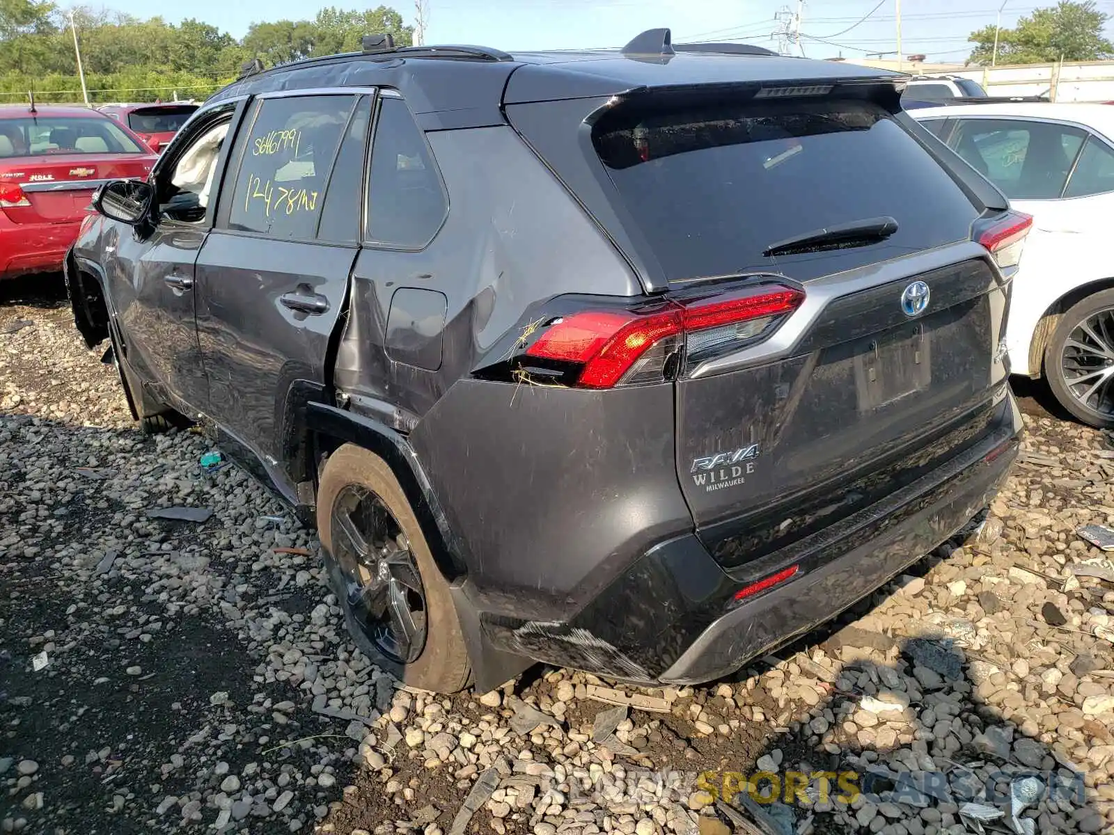 3 Photograph of a damaged car 2T3E6RFV1MW008301 TOYOTA RAV4 2021