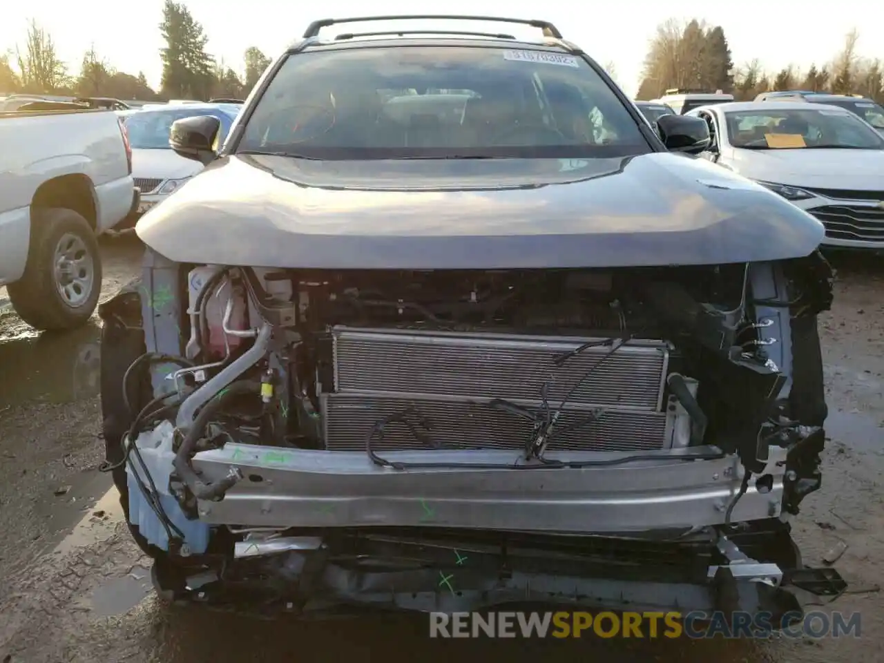 9 Photograph of a damaged car 2T3E6RFV1MW020464 TOYOTA RAV4 2021