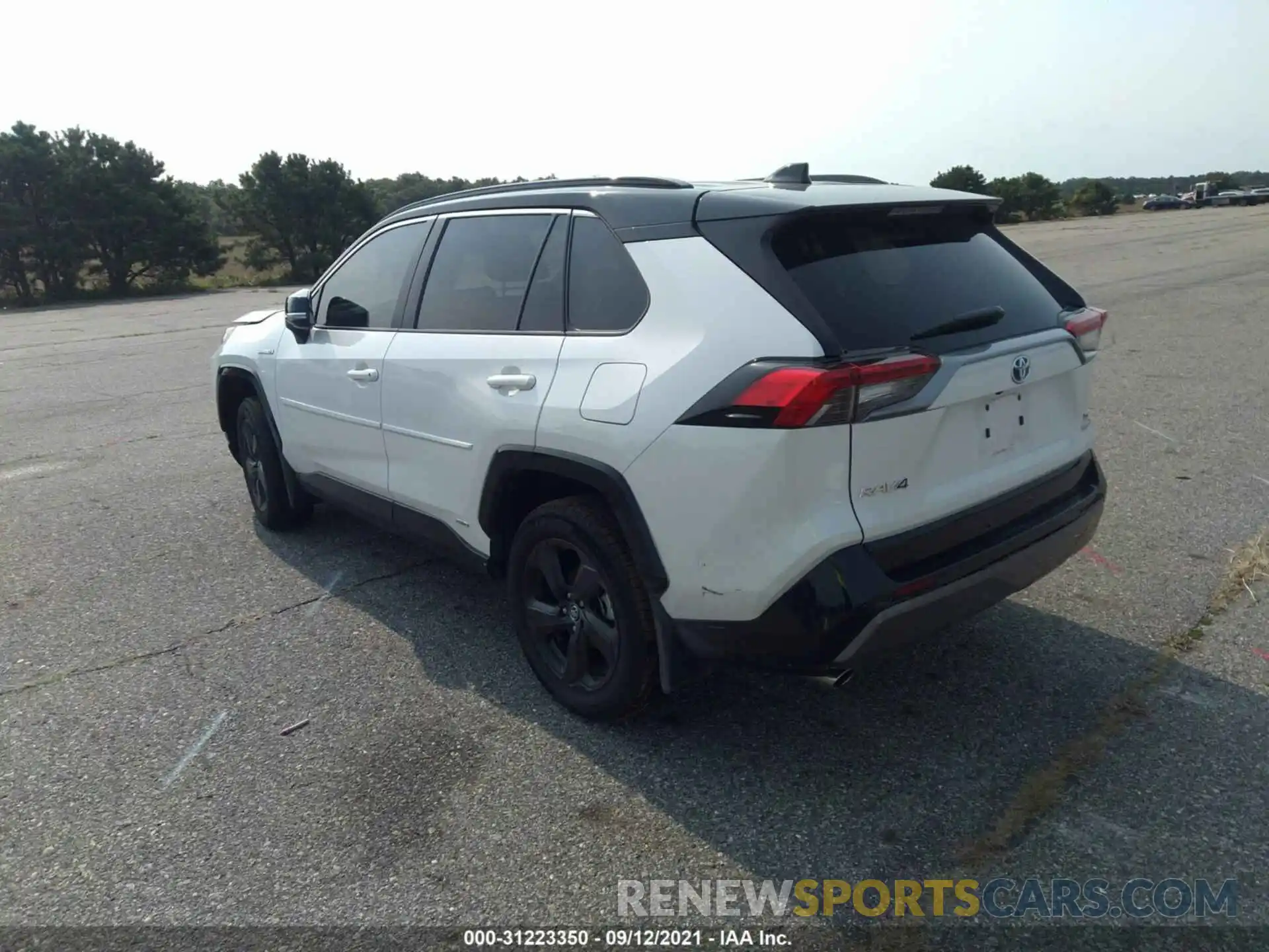 3 Photograph of a damaged car 2T3E6RFV2MW003222 TOYOTA RAV4 2021