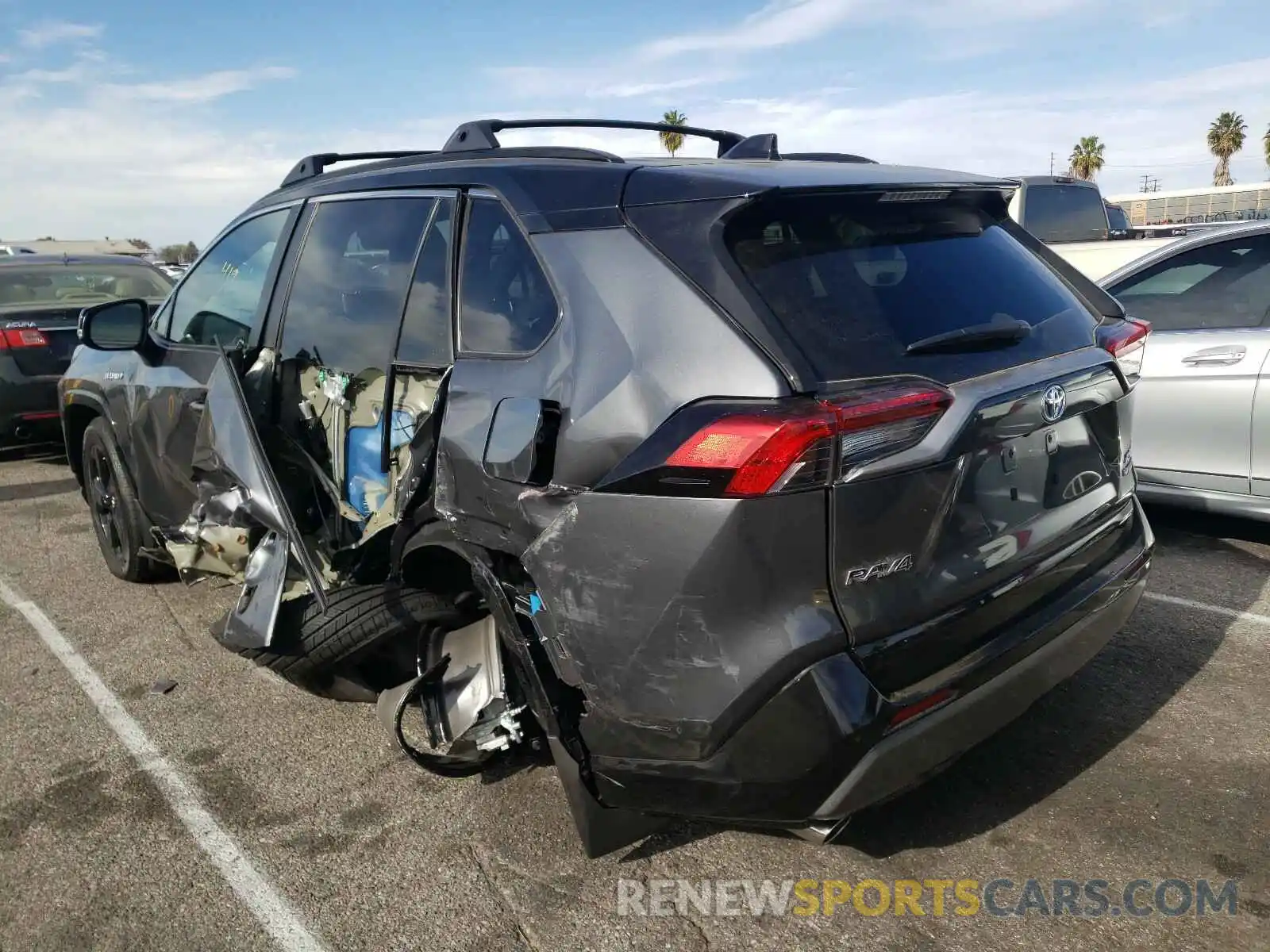 3 Photograph of a damaged car 2T3E6RFV2MW006184 TOYOTA RAV4 2021