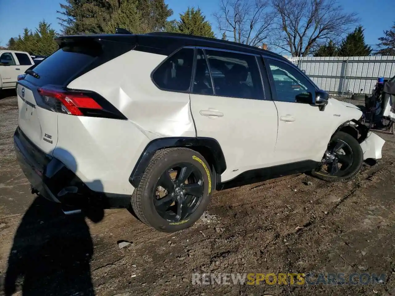 3 Photograph of a damaged car 2T3E6RFV2MW012230 TOYOTA RAV4 2021