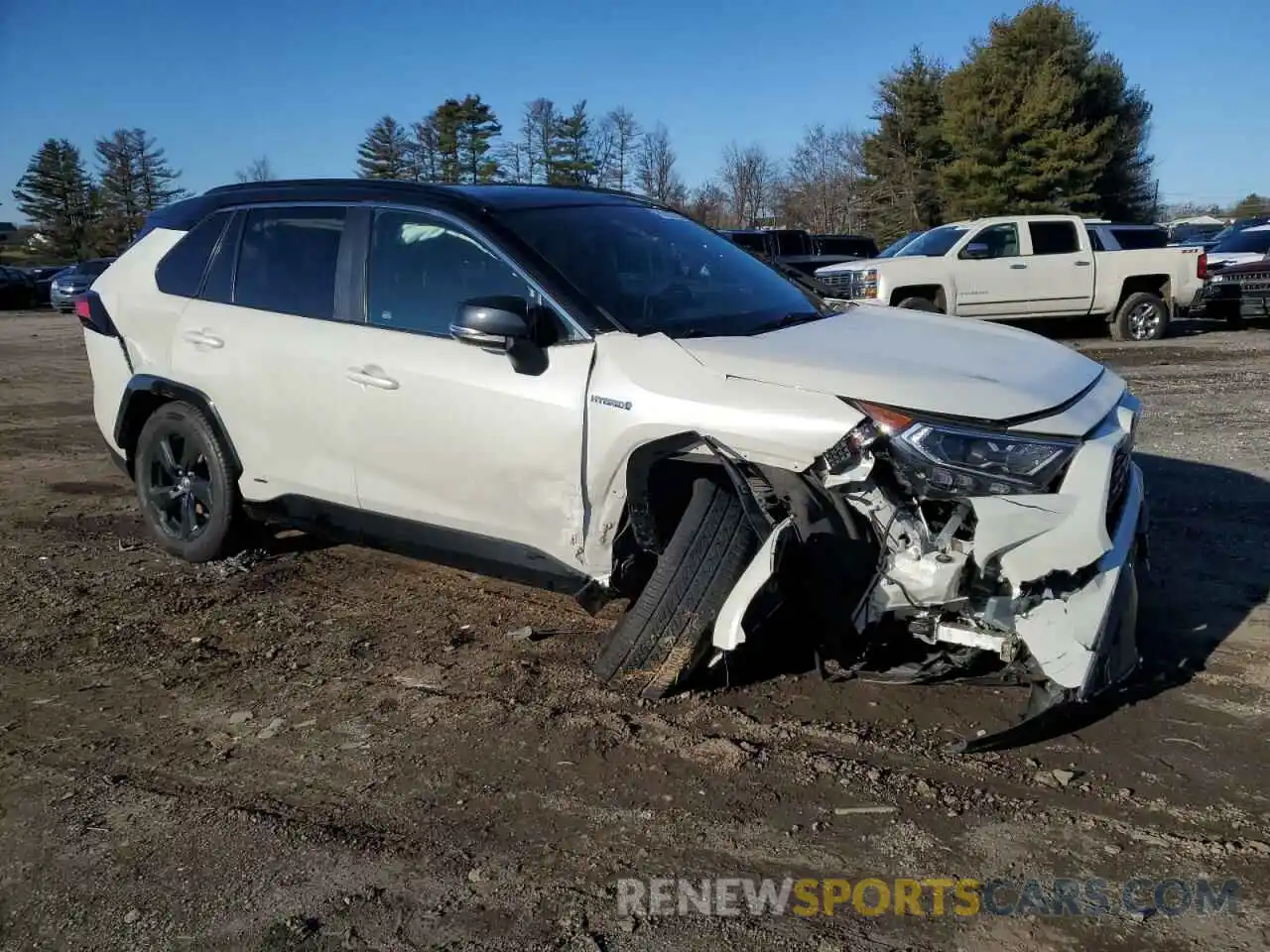 4 Photograph of a damaged car 2T3E6RFV2MW012230 TOYOTA RAV4 2021