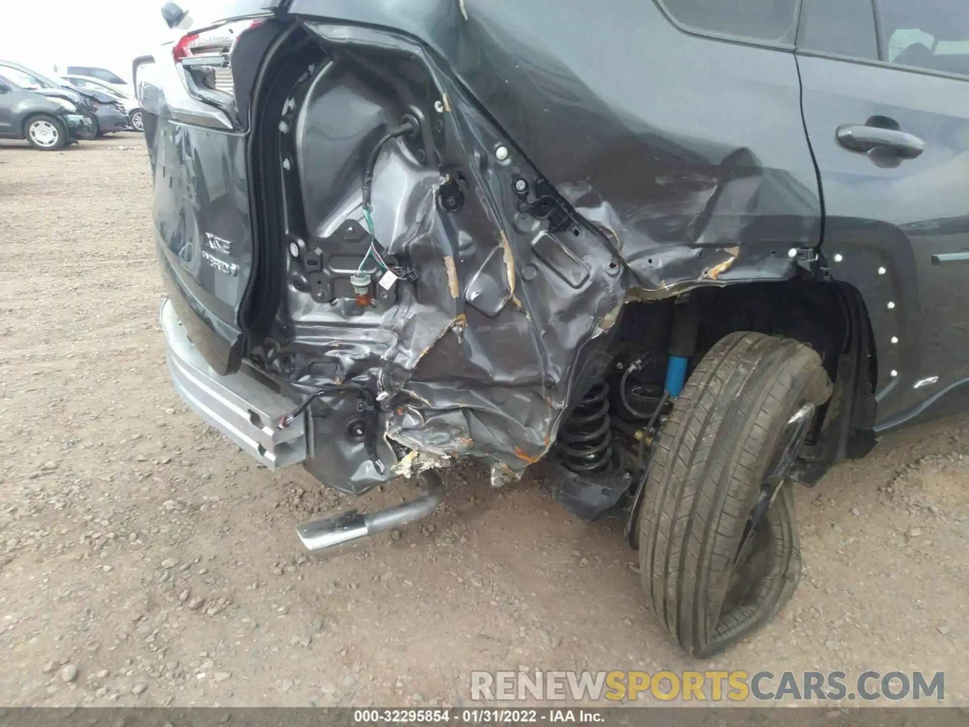 5 Photograph of a damaged car 2T3E6RFV2MW022224 TOYOTA RAV4 2021