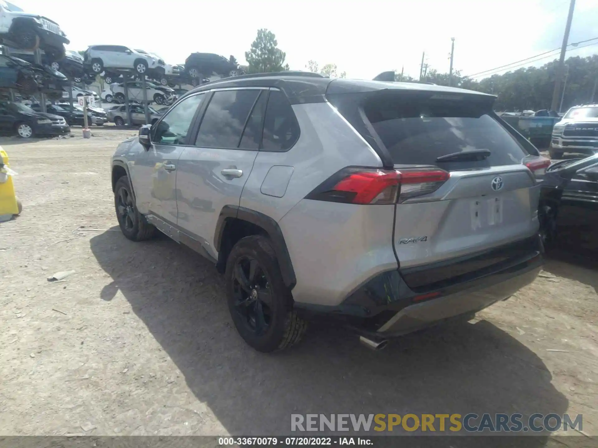 3 Photograph of a damaged car 2T3E6RFV2MW022563 TOYOTA RAV4 2021