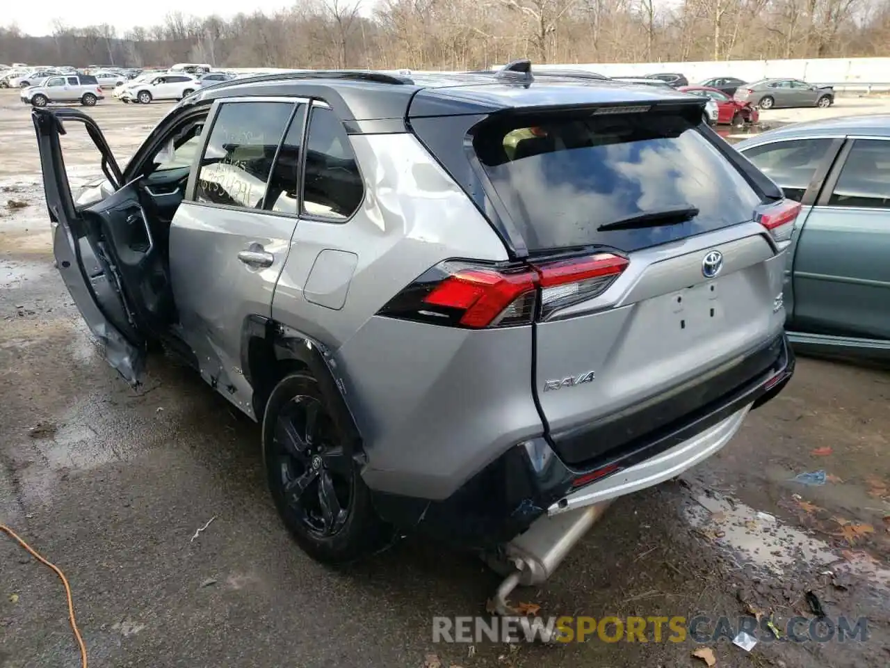 3 Photograph of a damaged car 2T3E6RFV3MW008722 TOYOTA RAV4 2021