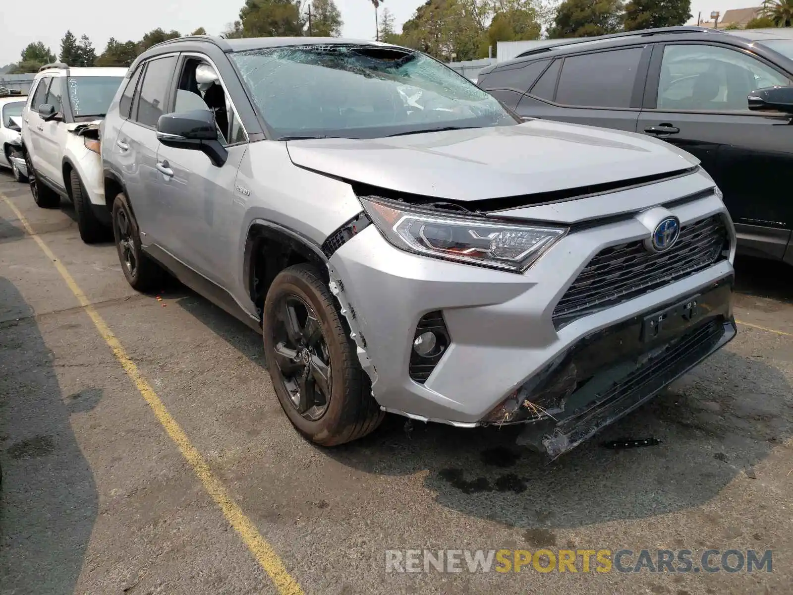 1 Фотография поврежденного автомобиля 2T3E6RFV3MW010955 TOYOTA RAV4 2021