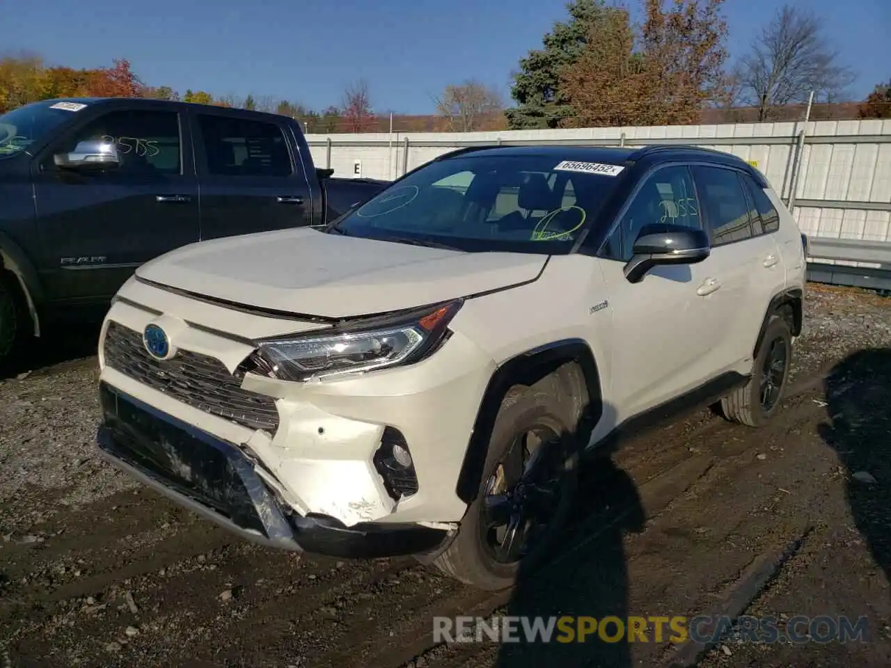 2 Photograph of a damaged car 2T3E6RFV4MW010432 TOYOTA RAV4 2021