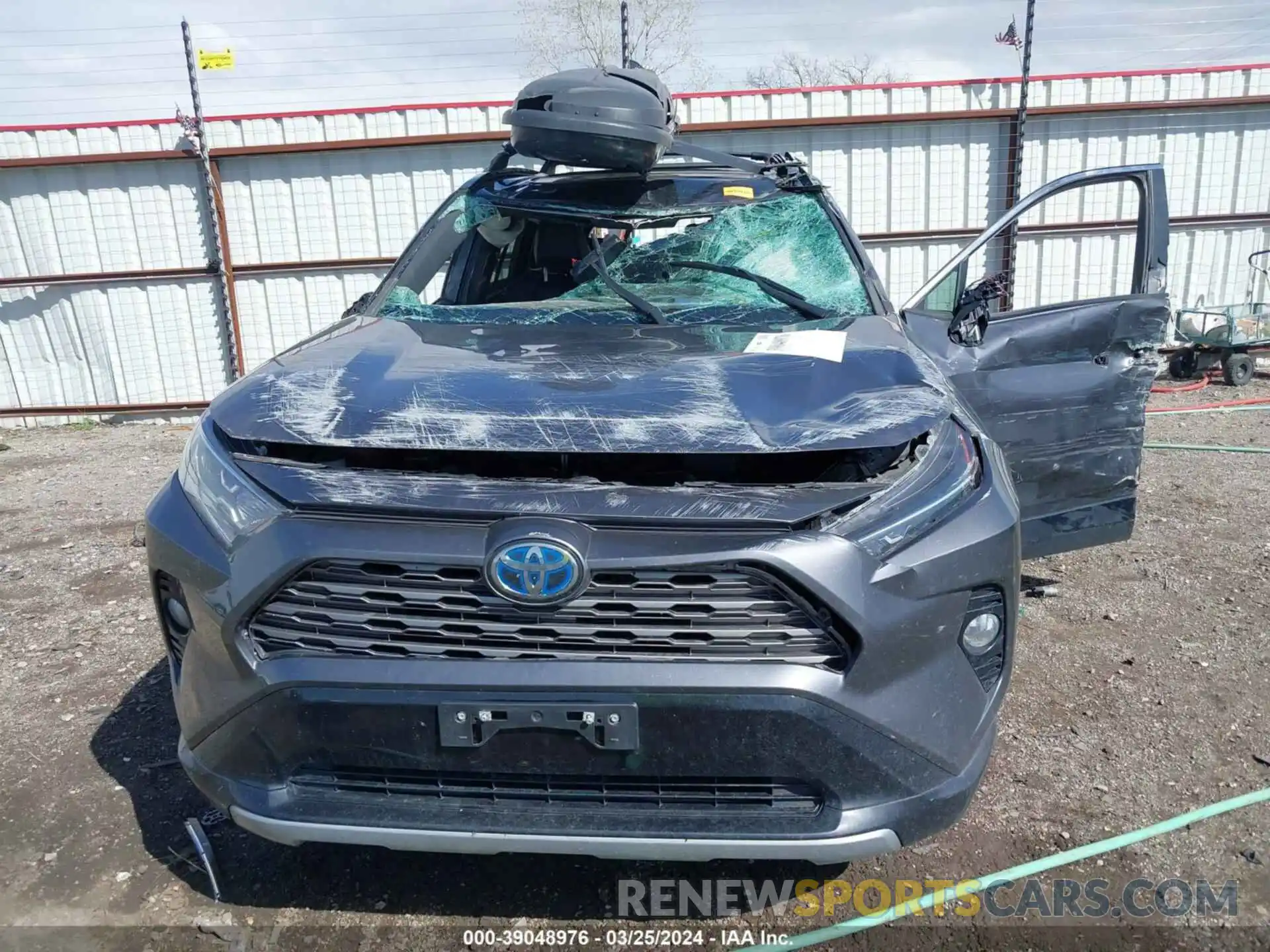 6 Photograph of a damaged car 2T3E6RFV4MW014531 TOYOTA RAV4 2021