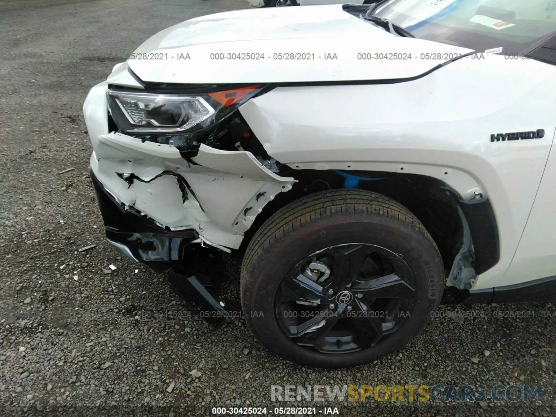 6 Photograph of a damaged car 2T3E6RFV4MW017526 TOYOTA RAV4 2021