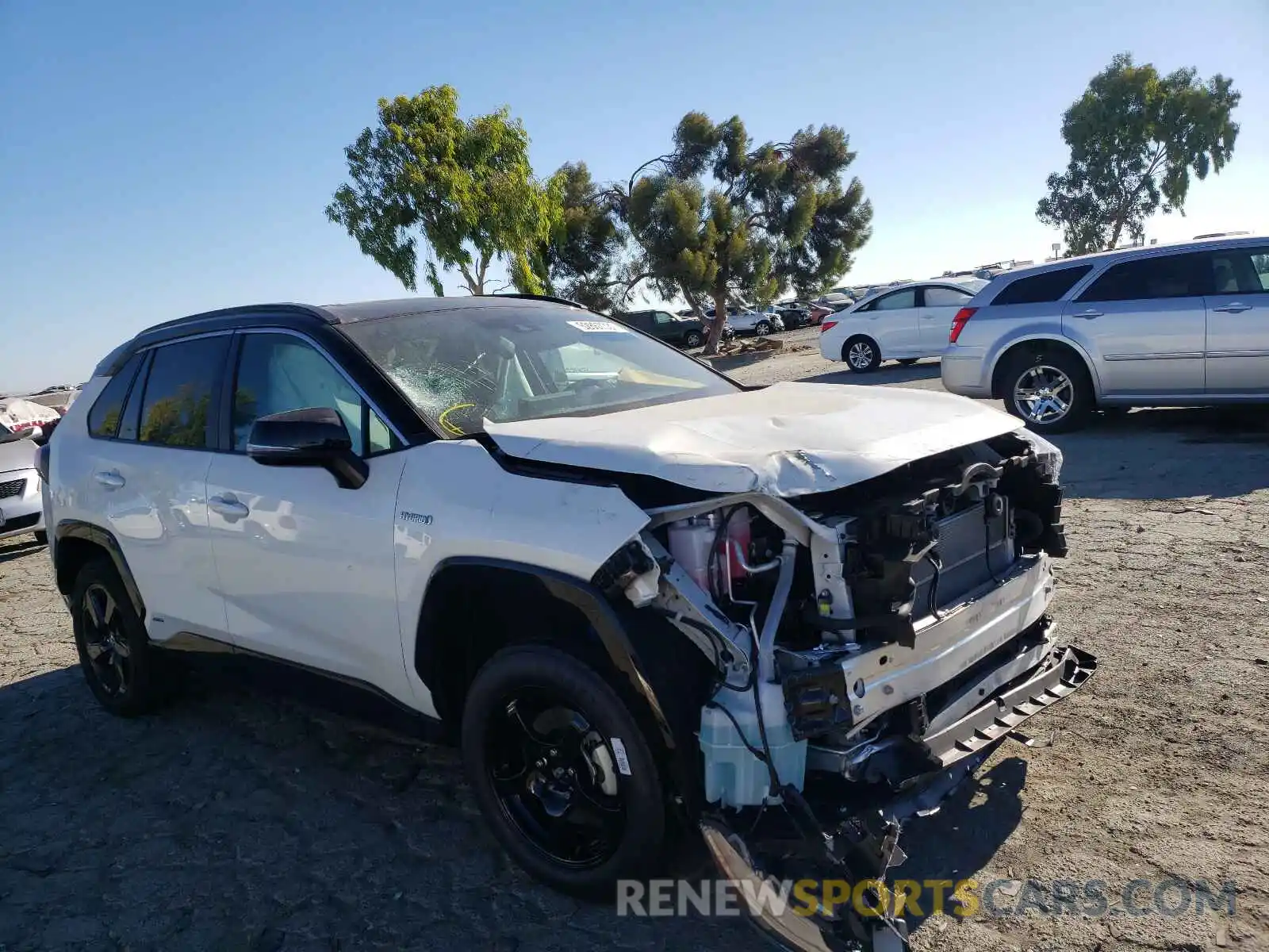 1 Photograph of a damaged car 2T3E6RFV5MW005708 TOYOTA RAV4 2021