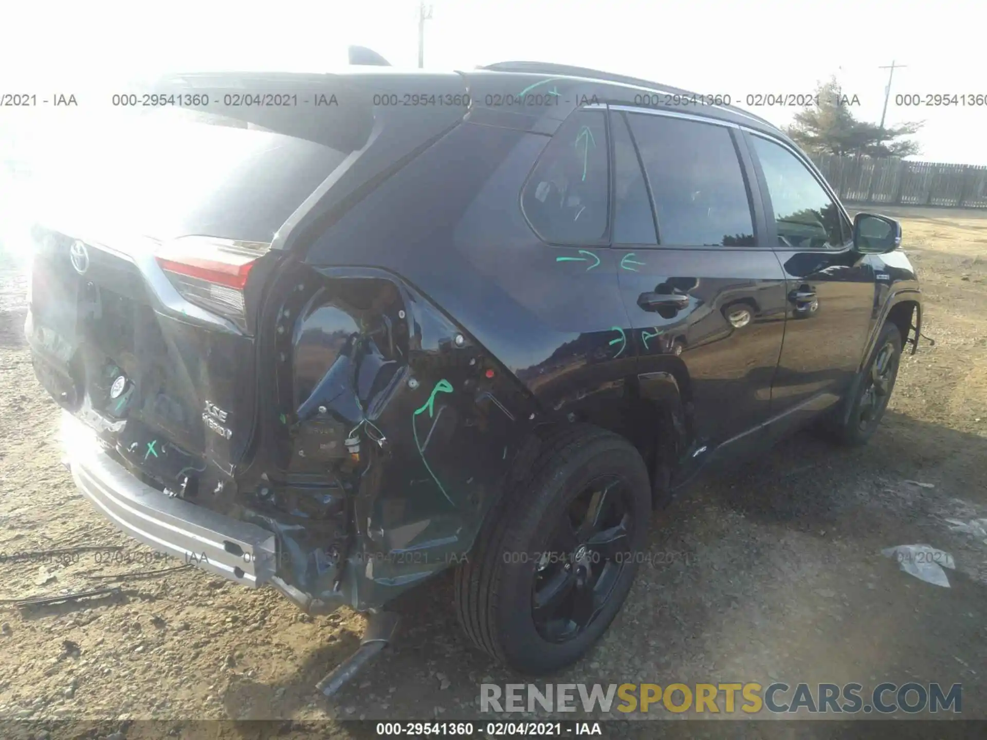 4 Photograph of a damaged car 2T3E6RFV5MW008740 TOYOTA RAV4 2021