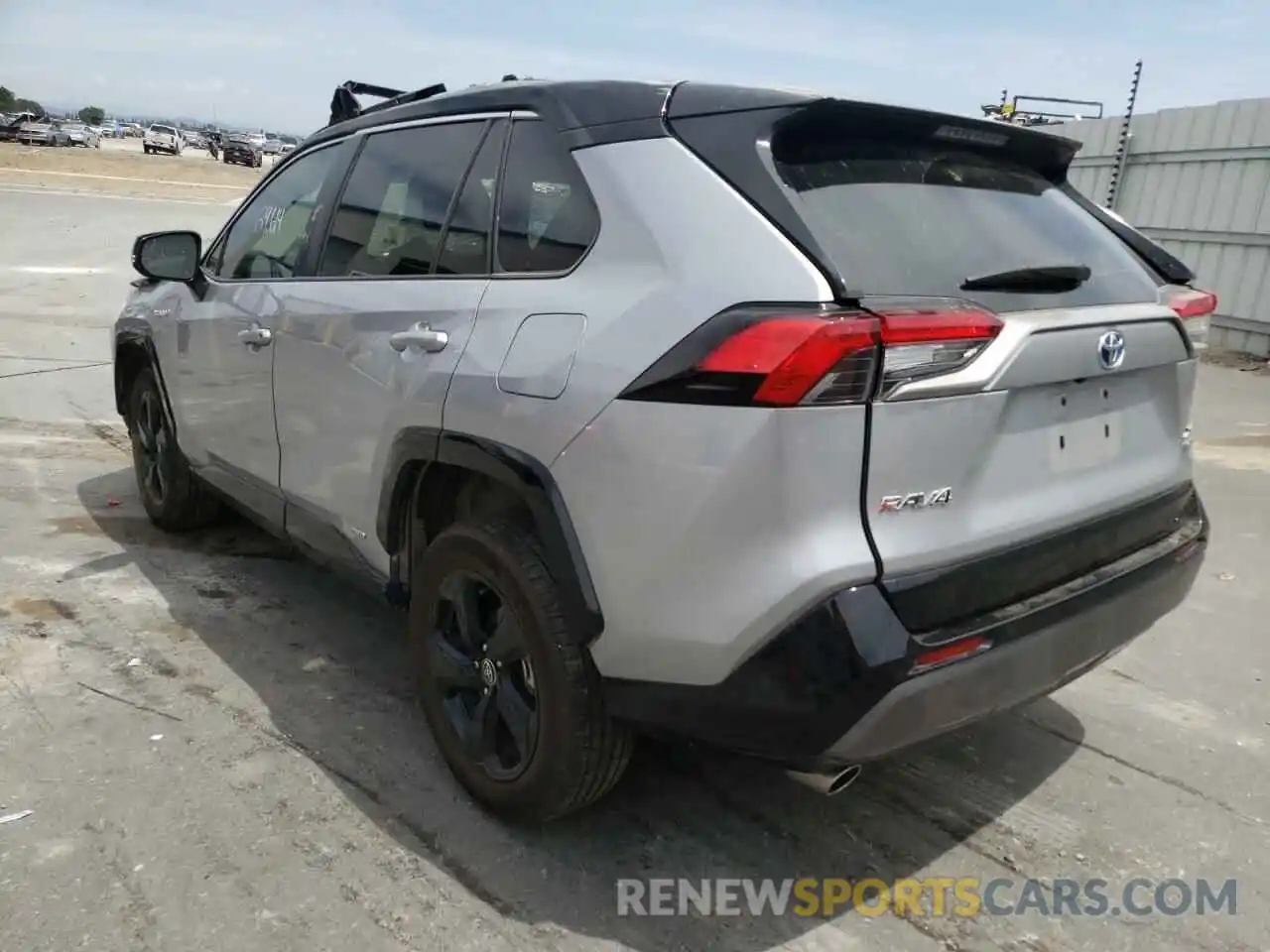 3 Photograph of a damaged car 2T3E6RFV5MW024193 TOYOTA RAV4 2021