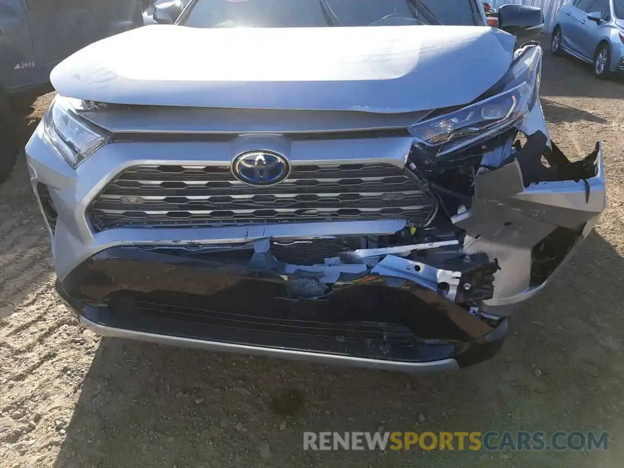 9 Photograph of a damaged car 2T3E6RFV5MW027188 TOYOTA RAV4 2021