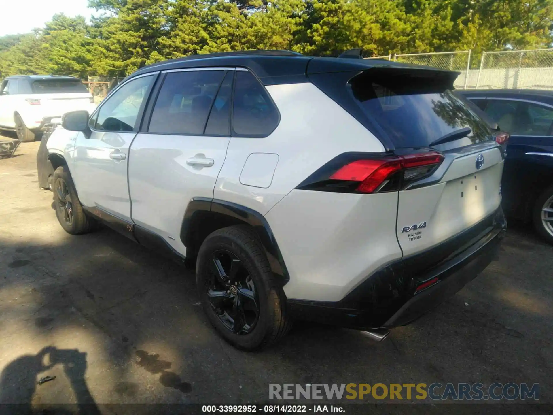 3 Photograph of a damaged car 2T3E6RFV5MW027224 TOYOTA RAV4 2021