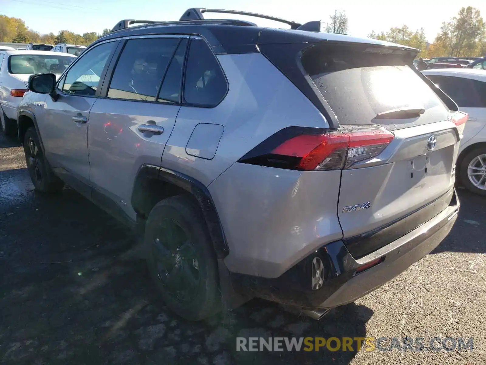 3 Photograph of a damaged car 2T3E6RFV6MW002560 TOYOTA RAV4 2021