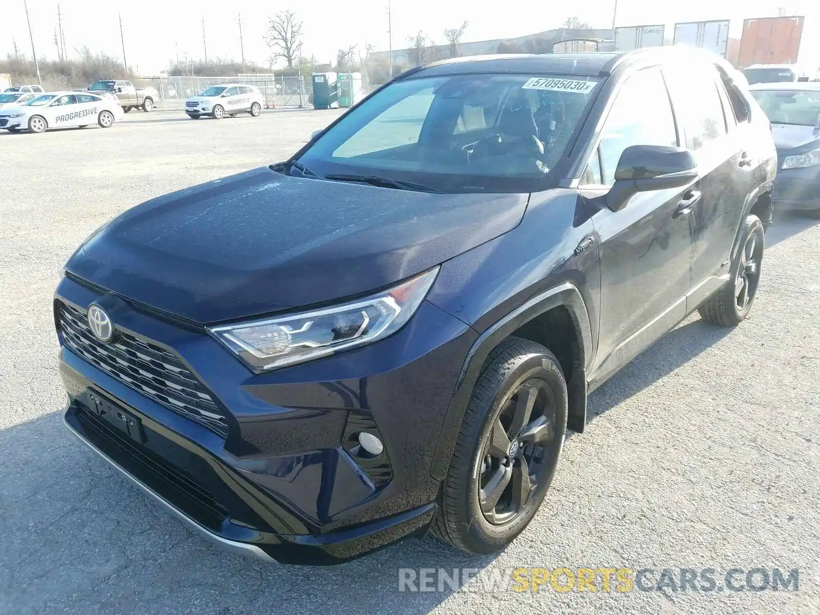 2 Photograph of a damaged car 2T3E6RFV6MW003000 TOYOTA RAV4 2021