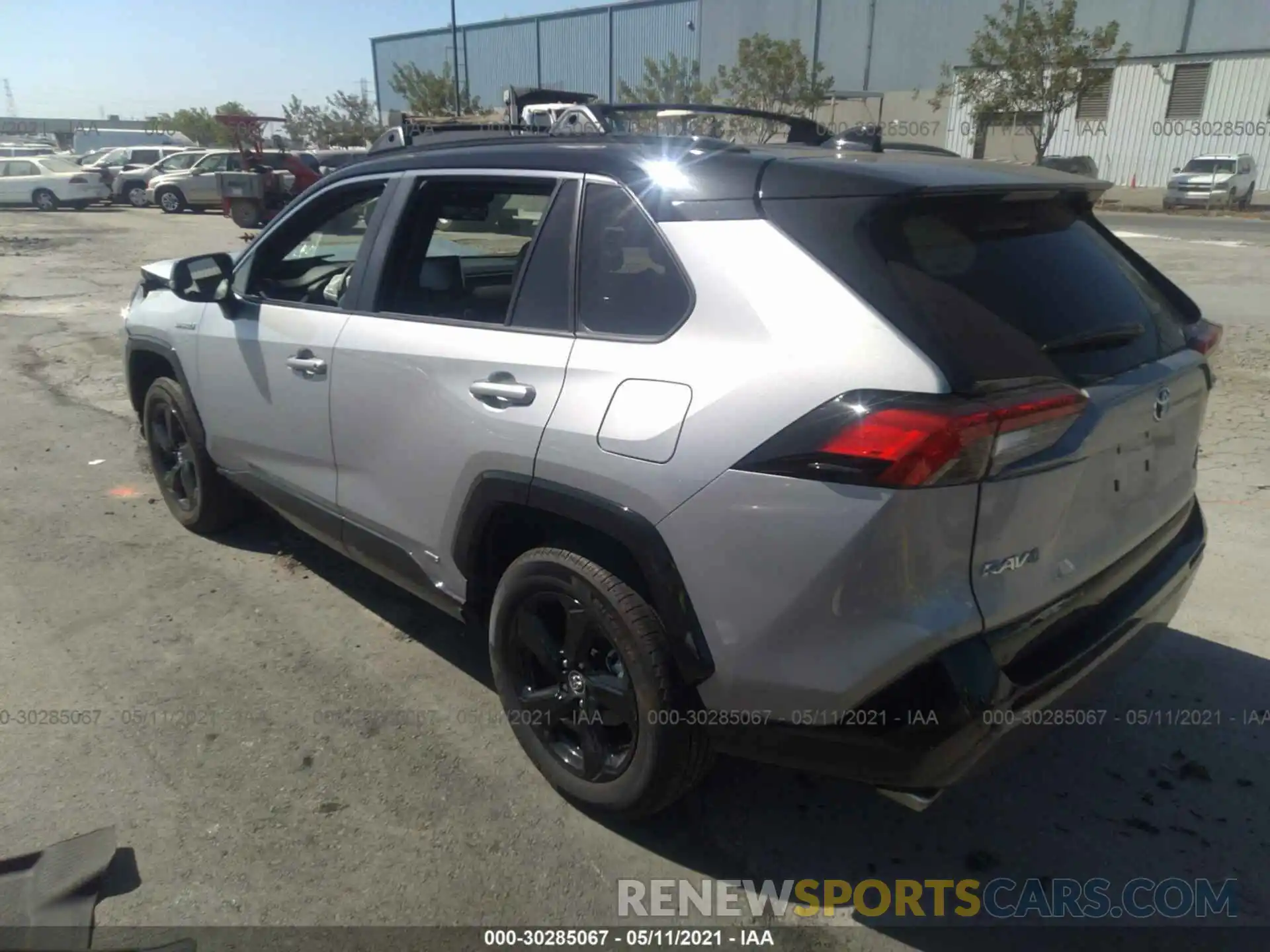 3 Photograph of a damaged car 2T3E6RFV6MW004034 TOYOTA RAV4 2021