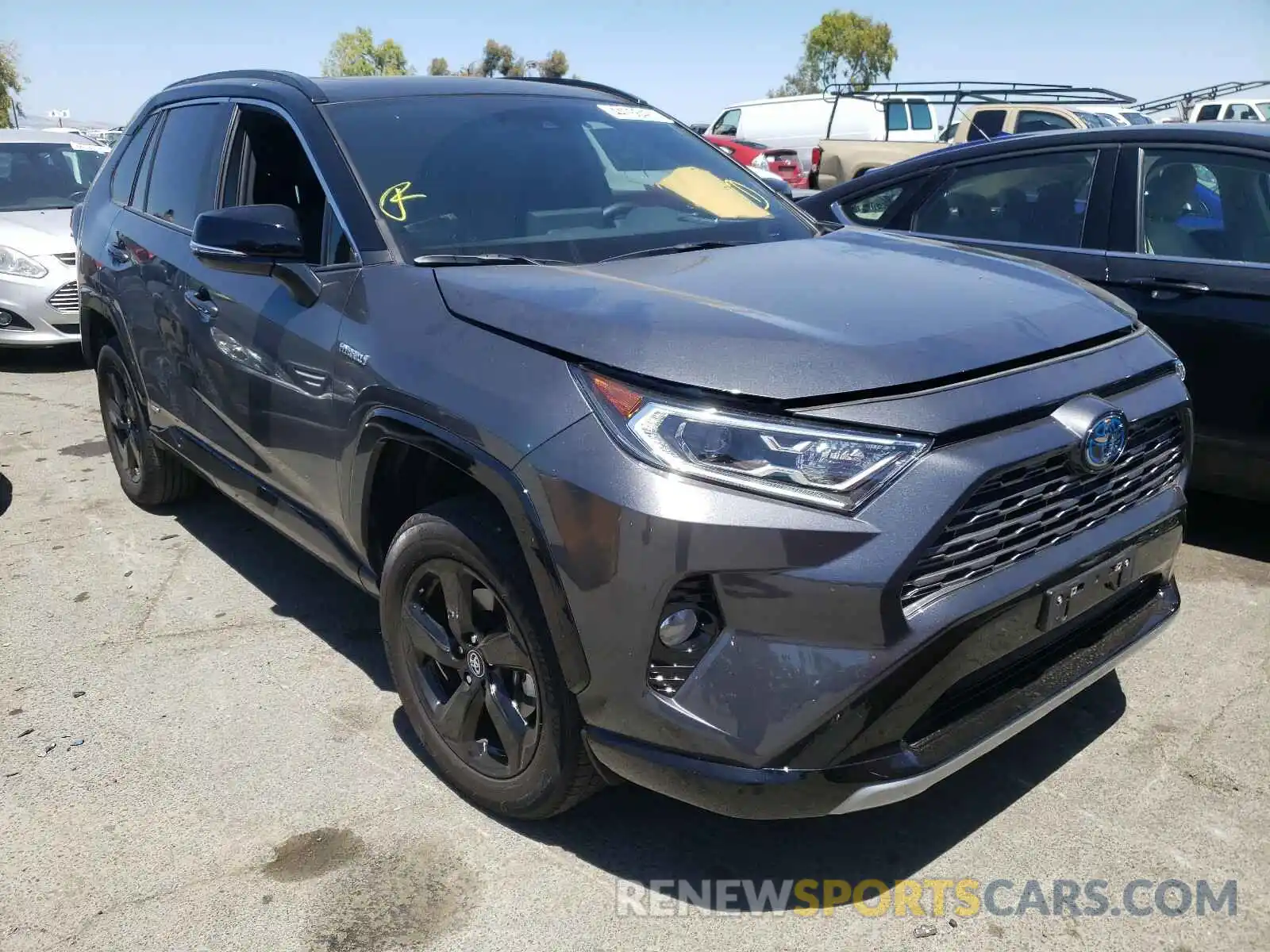 1 Photograph of a damaged car 2T3E6RFV6MW005717 TOYOTA RAV4 2021