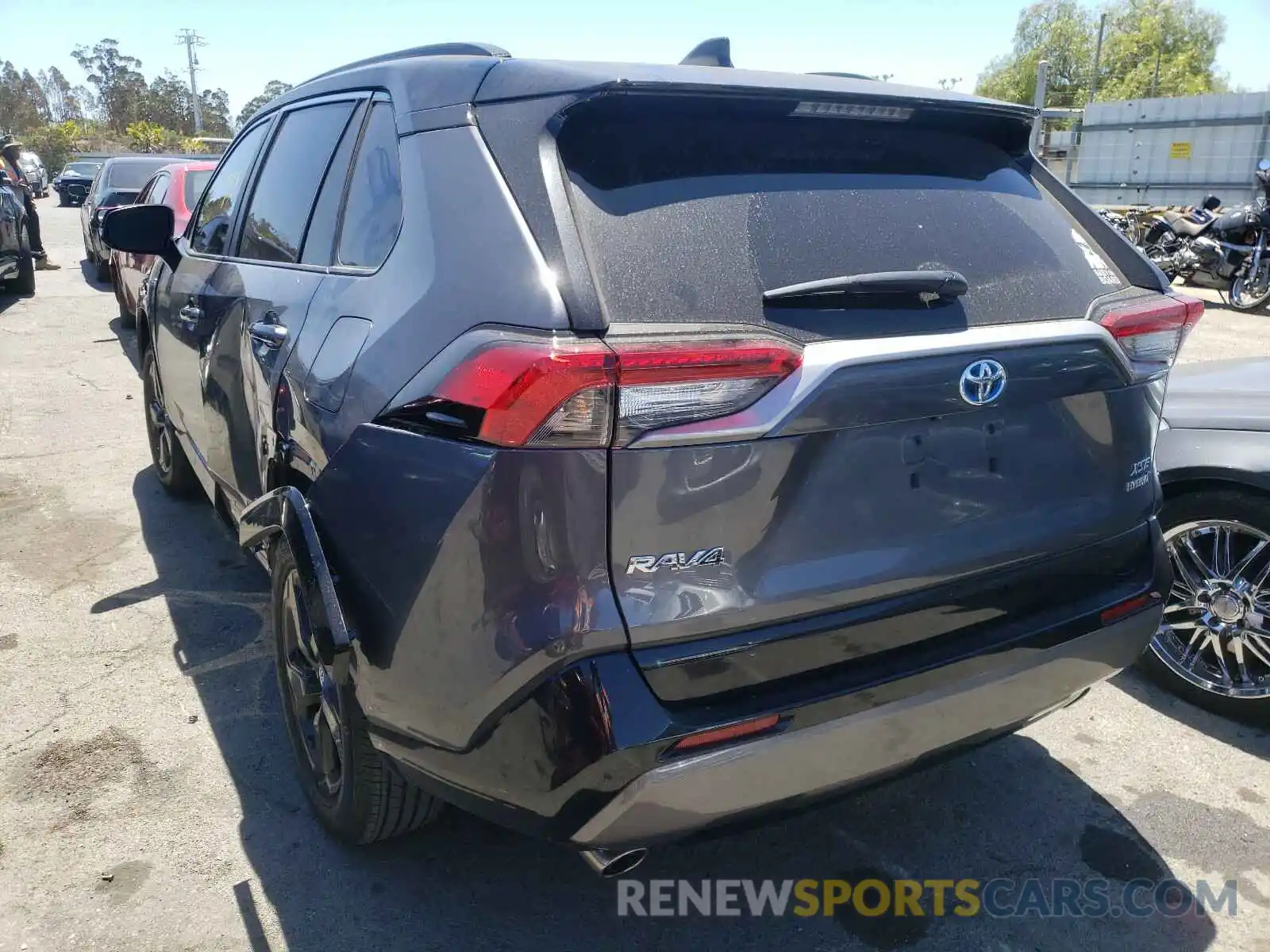 3 Photograph of a damaged car 2T3E6RFV6MW005717 TOYOTA RAV4 2021