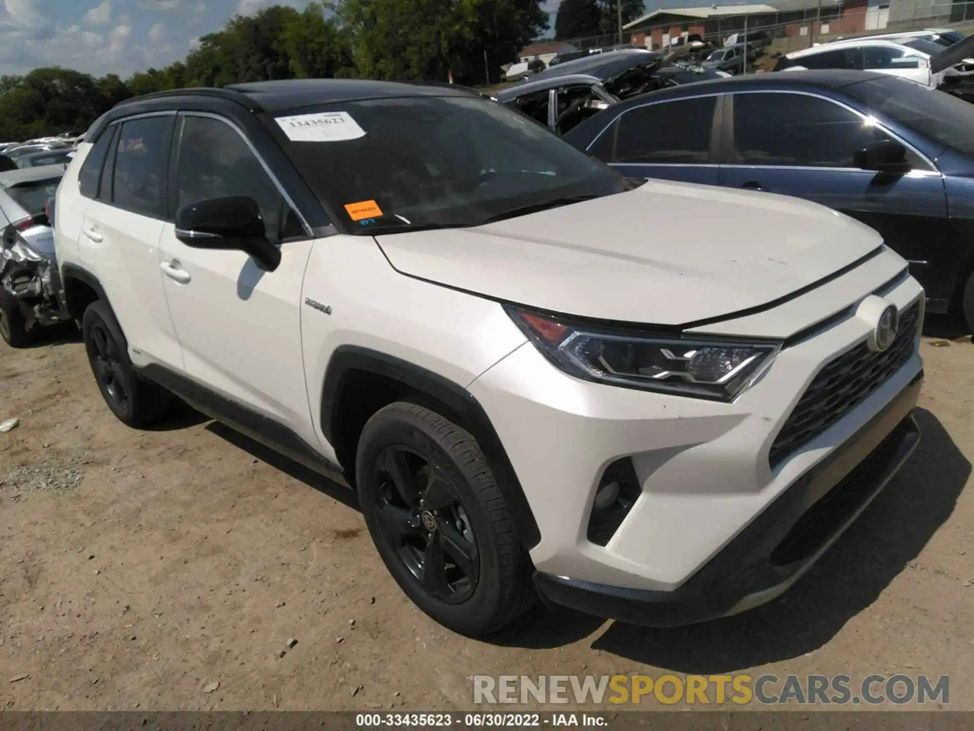 1 Фотография поврежденного автомобиля 2T3E6RFV6MW010660 TOYOTA RAV4 2021