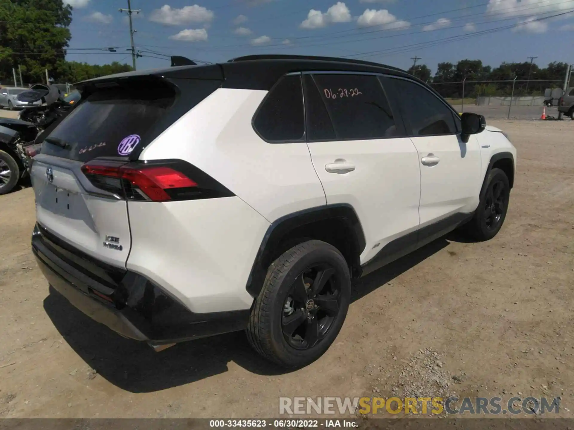 4 Photograph of a damaged car 2T3E6RFV6MW010660 TOYOTA RAV4 2021