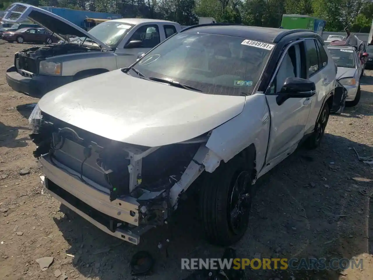 2 Photograph of a damaged car 2T3E6RFV7MW010831 TOYOTA RAV4 2021