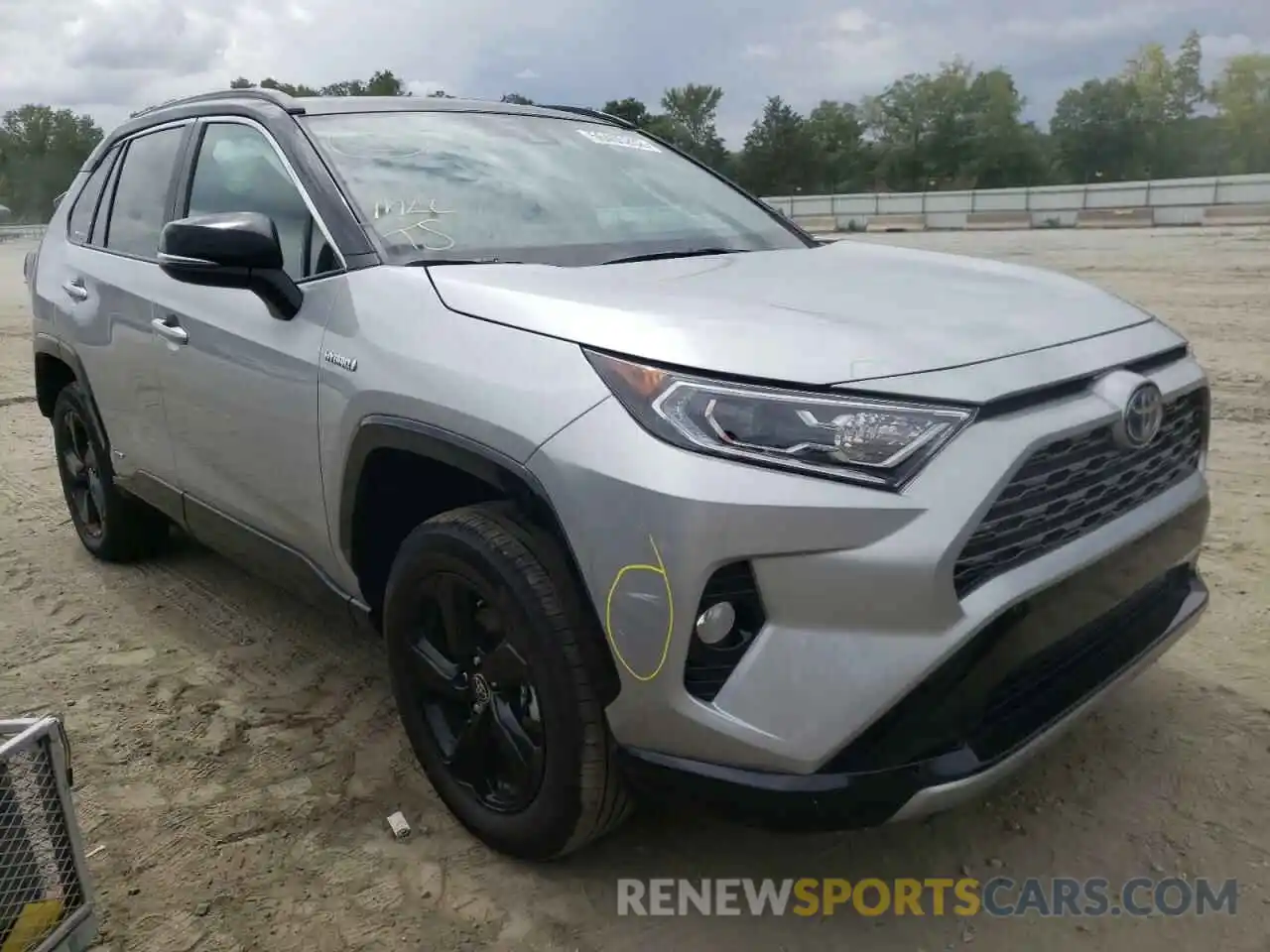 1 Фотография поврежденного автомобиля 2T3E6RFV7MW027385 TOYOTA RAV4 2021