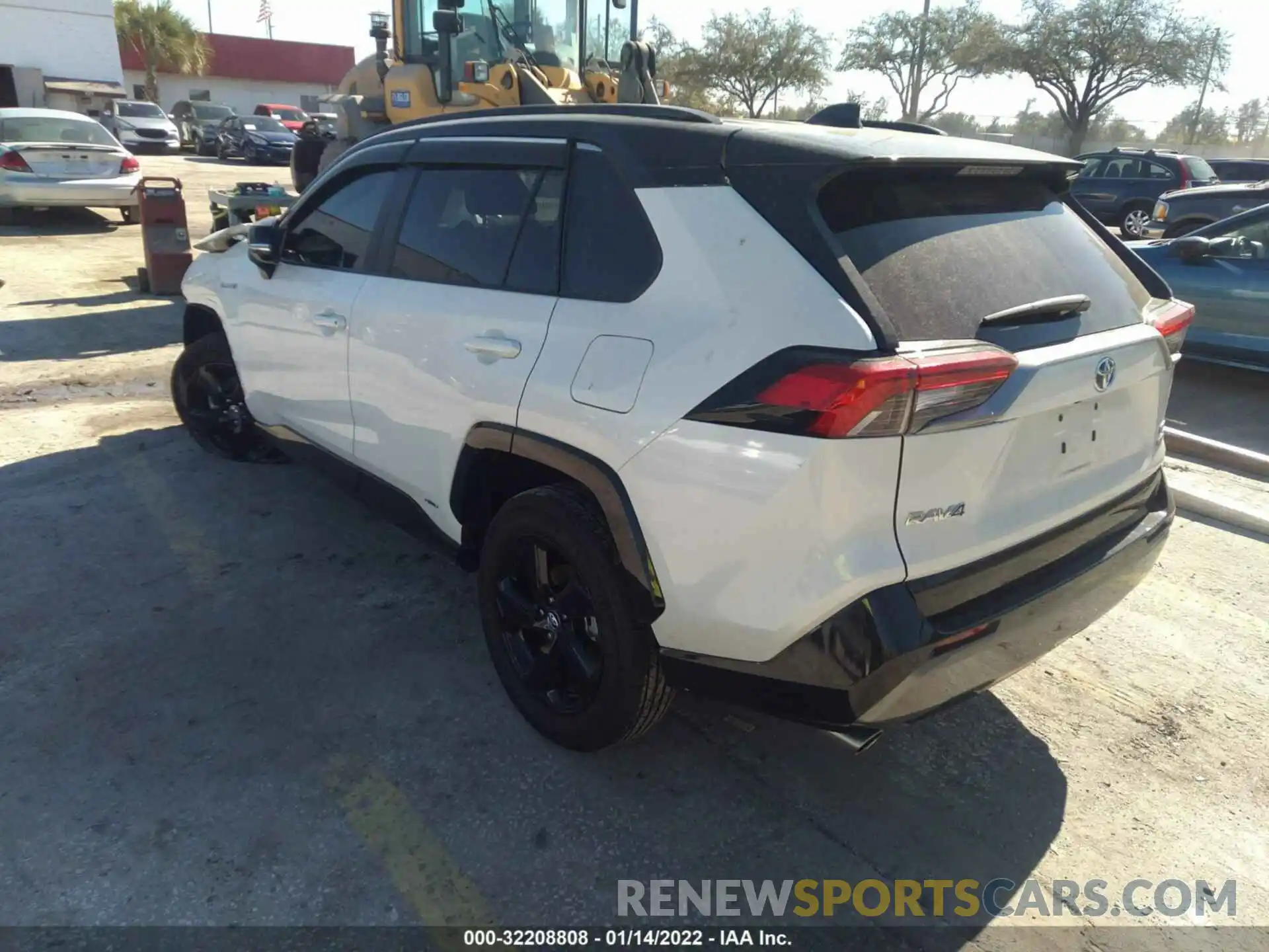 3 Photograph of a damaged car 2T3E6RFV8MW003340 TOYOTA RAV4 2021