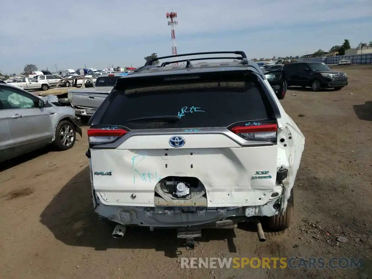 9 Фотография поврежденного автомобиля 2T3E6RFV8MW008974 TOYOTA RAV4 2021