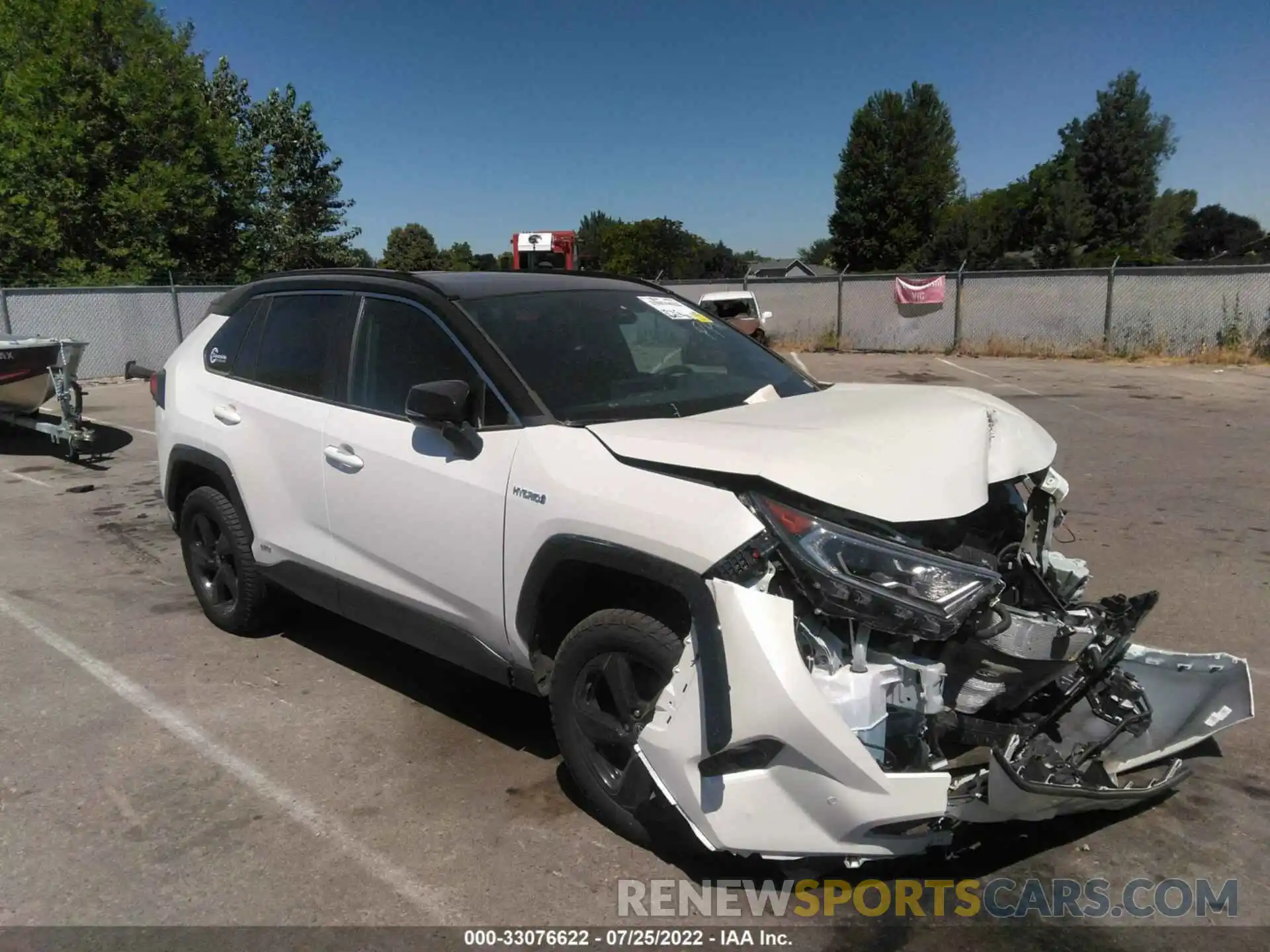 1 Photograph of a damaged car 2T3E6RFV8MW014760 TOYOTA RAV4 2021