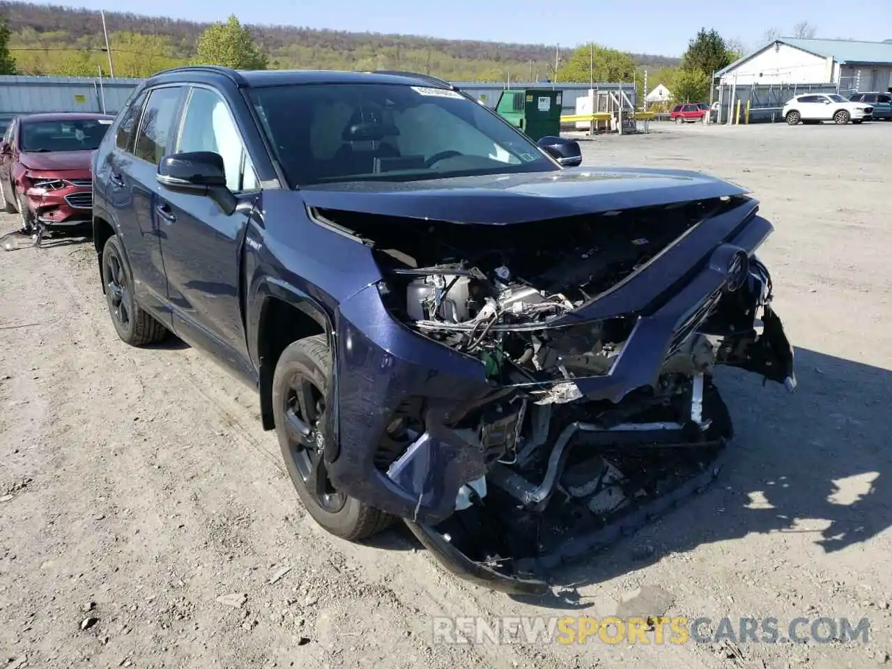 1 Photograph of a damaged car 2T3E6RFV8MW016296 TOYOTA RAV4 2021