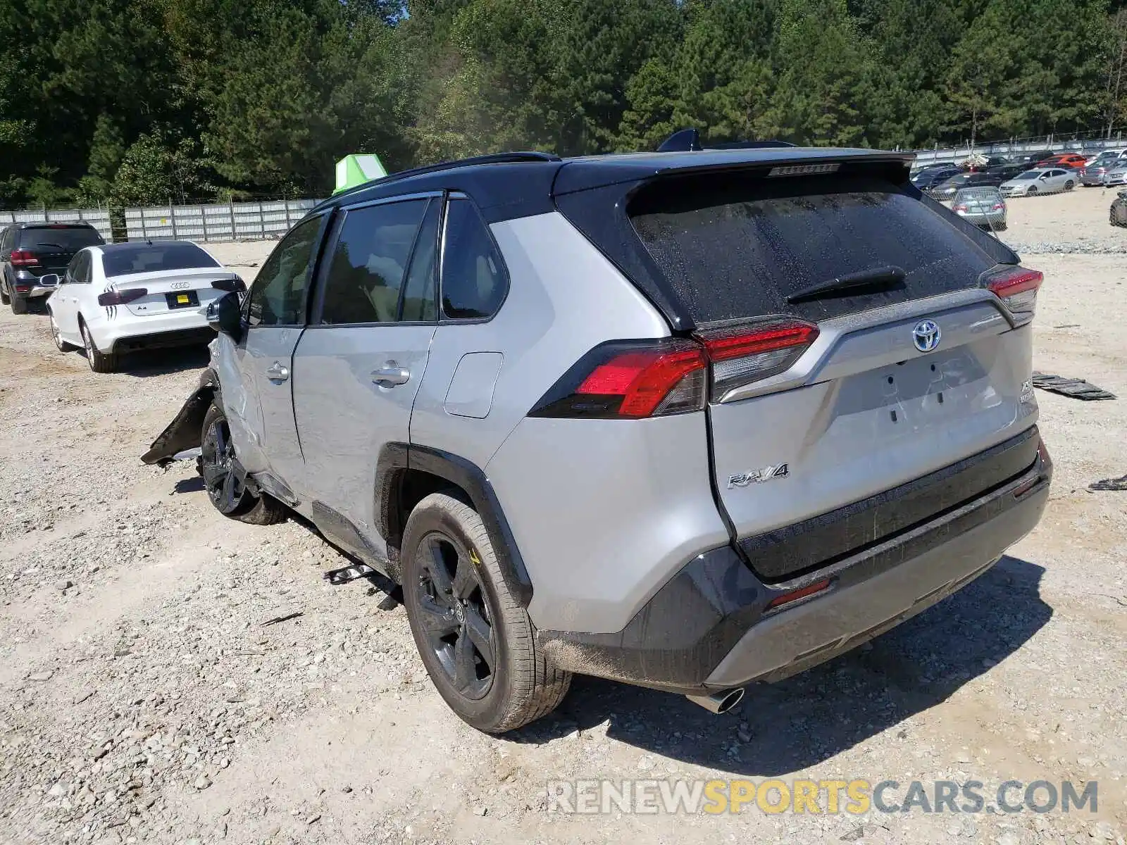 3 Photograph of a damaged car 2T3E6RFV8MW020817 TOYOTA RAV4 2021