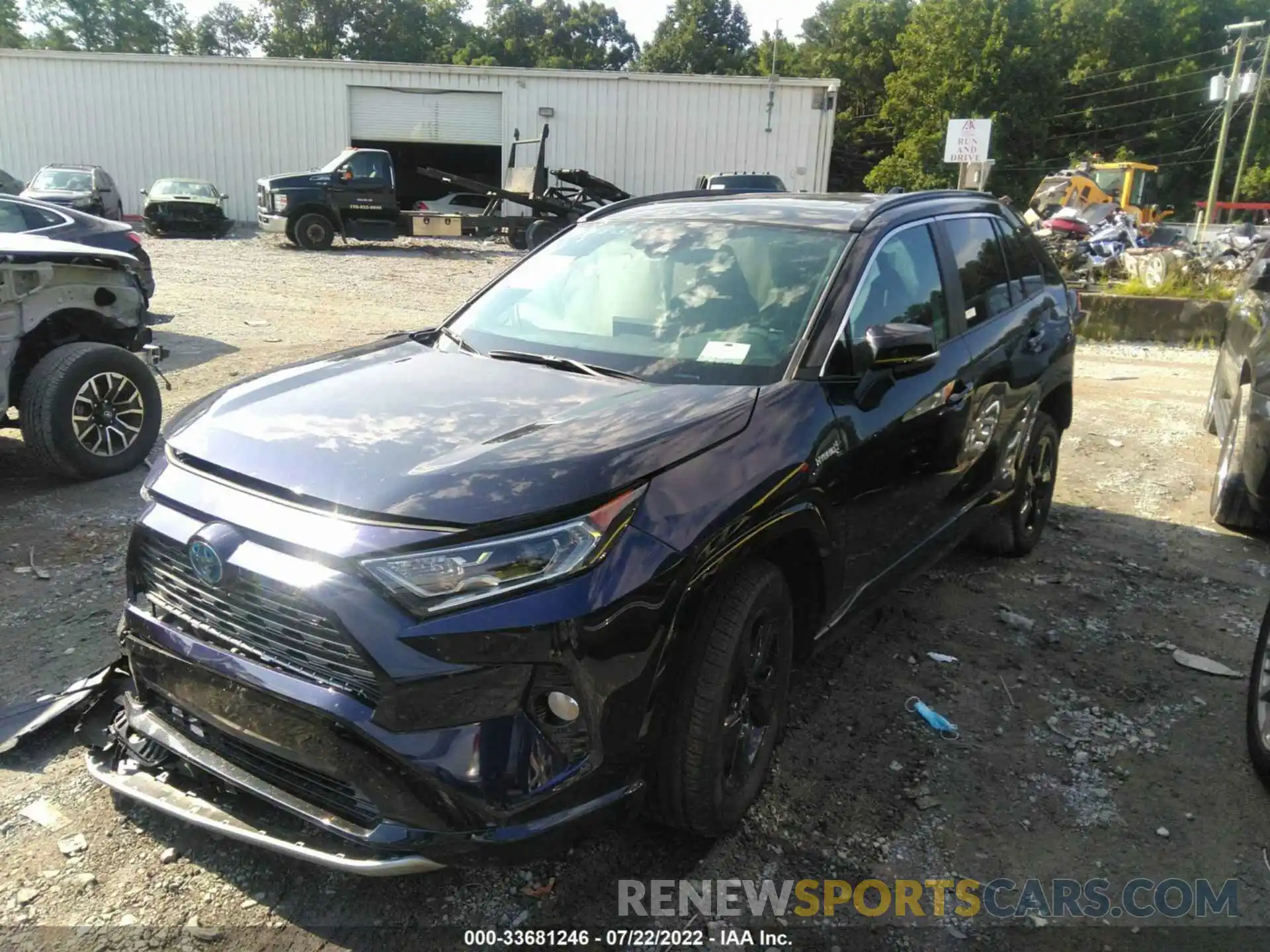 2 Photograph of a damaged car 2T3E6RFV8MW021210 TOYOTA RAV4 2021