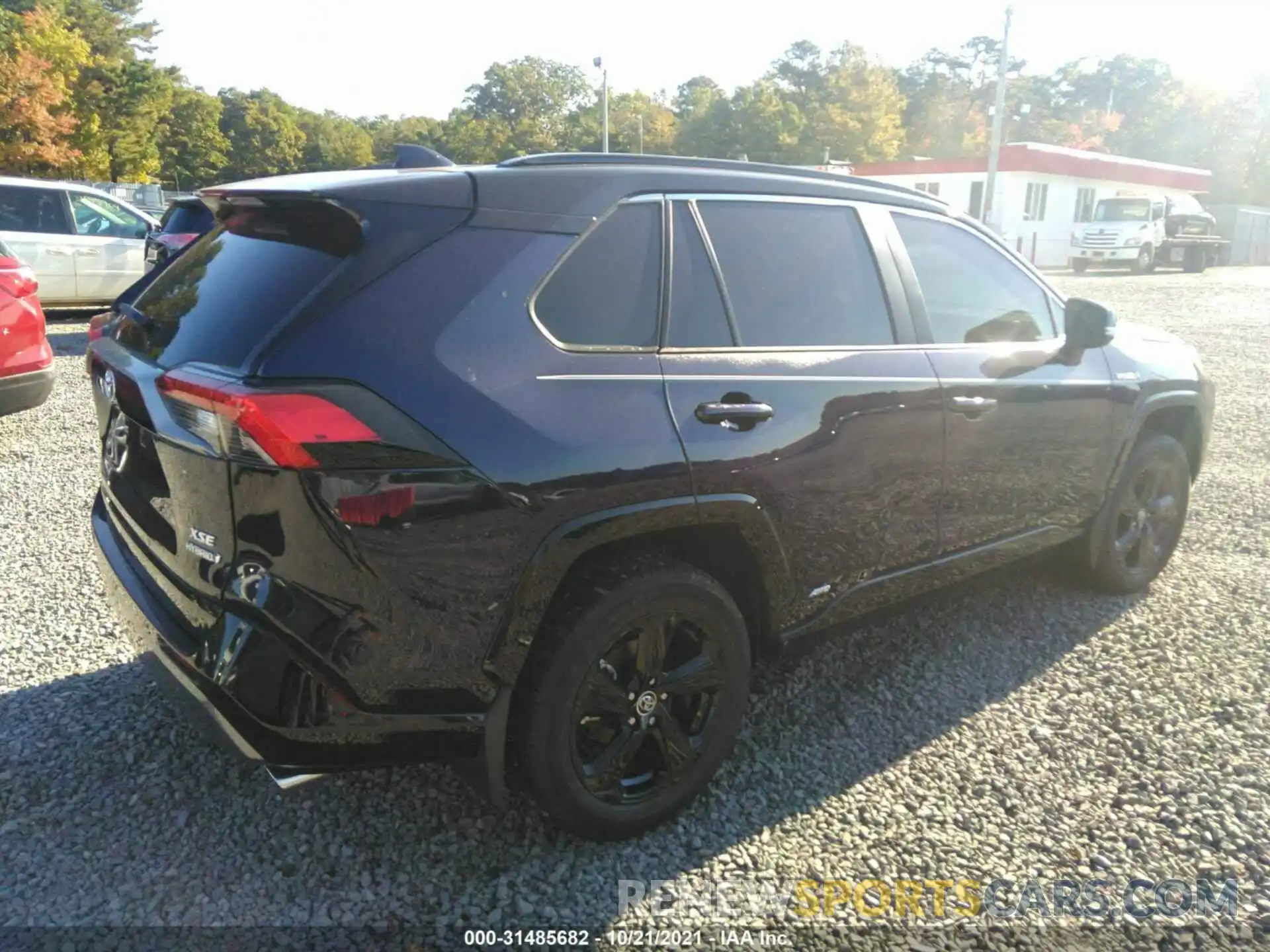 4 Photograph of a damaged car 2T3E6RFV8MW024009 TOYOTA RAV4 2021